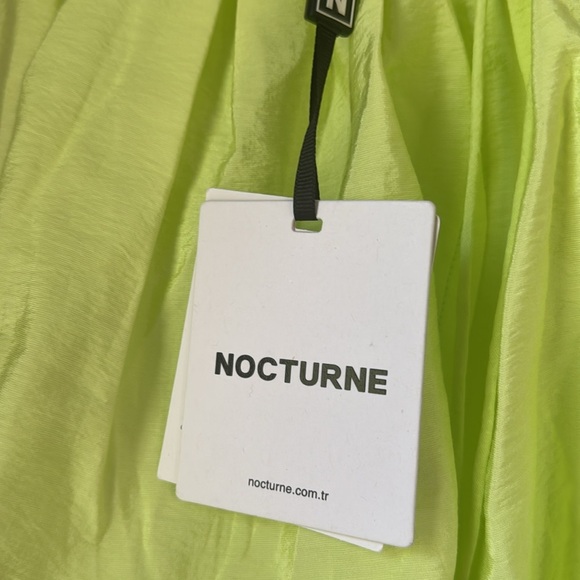Nocturne halter top US medium large neon yellow green NeW - Picture 5 of 6